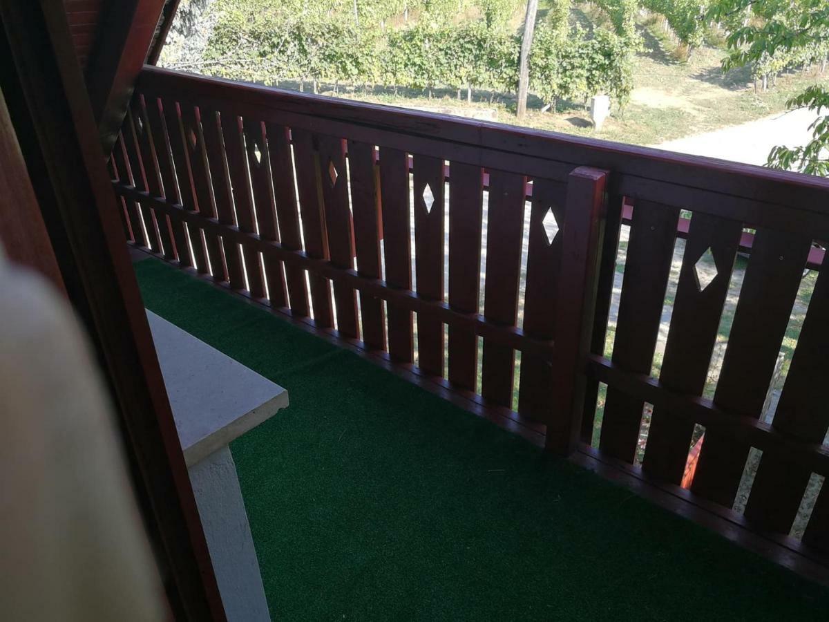 Moj Dom-Toplak Hotel Jursinci Luaran gambar