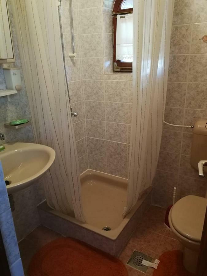 Moj Dom-Toplak Hotel Jursinci Luaran gambar